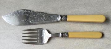 Fraai antiek visbestek verzilverd gemerkt gegraveerd lemmet  beschikbaar voor biedingen