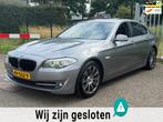 BMW 5-serie 523i High Exe 18inch Leder Opendak Navi Xenon NA, Auto's, Achterwielaandrijving, Gebruikt, 2000 kg, 2996 cc