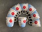 8 Douwe Egberts grachtenpand vlaggetjes kopjes / mokjes, Ophalen, Keramiek, Zo goed als nieuw, Overige stijlen