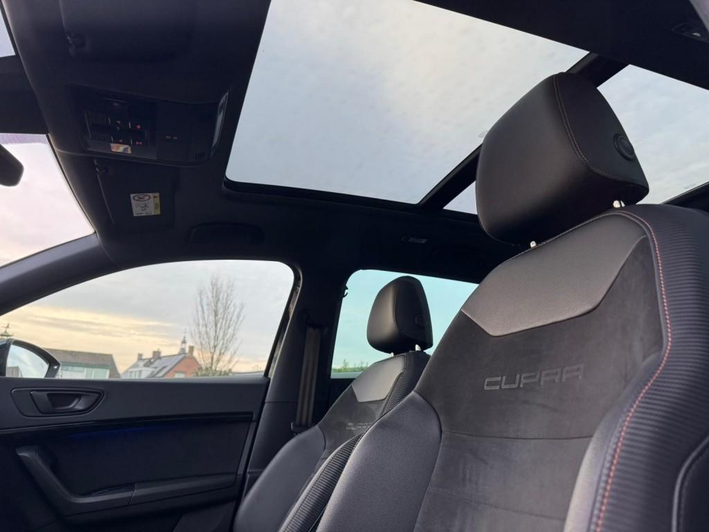 Cupra ATECA 2.0 TSI 4DRIVE 300PK Panoramadak Beats Trekhaak, Auto's, Cupra, Gebruikt, Euro 6, 4 cilinders, 1984 cc