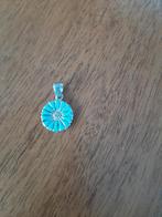 Nieuw!Mooi klein zilv/925 hangertje/bedeltje/bloem/Madelief, Blauw, Nieuw, Ophalen of Verzenden, Bloem of Plant