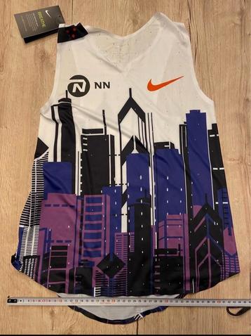 Asics hardloop tanktop beschikbaar voor biedingen