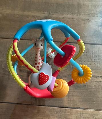 Sophie giraf twistin ball bal speelbal 6m+ beschikbaar voor biedingen