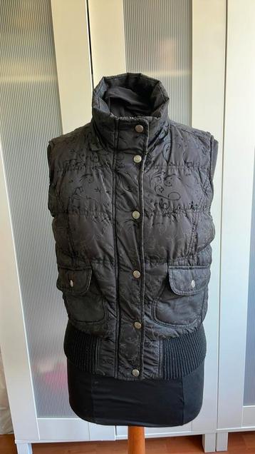 Mooie Bodywarmer Zwart UND maat M beschikbaar voor biedingen