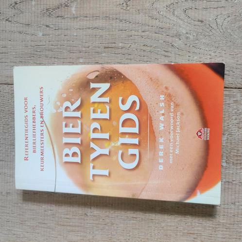 D. Walsh - Biertypengids. voor de bierbrouwer!, Boeken, Kookboeken, Zo goed als nieuw, Ophalen of Verzenden