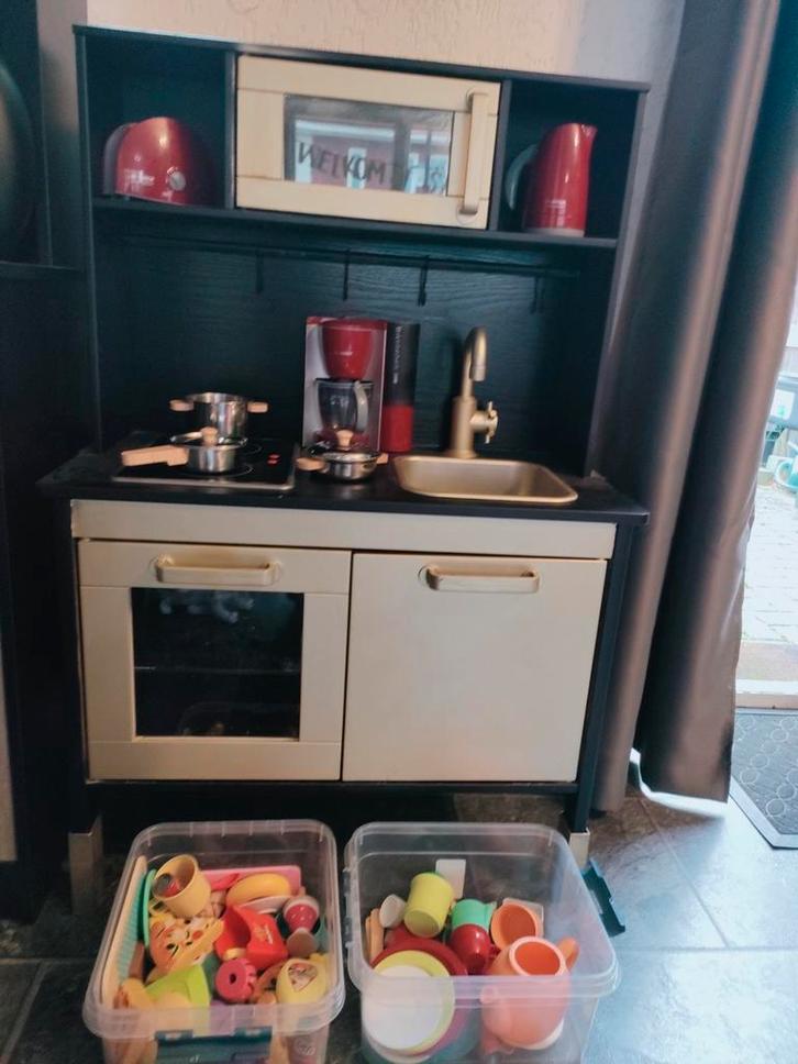 Leuk gepimpt Ikea keukentje met accessoires, Kinderen en Baby's, Speelgoed | Speelkeukens, Ophalen