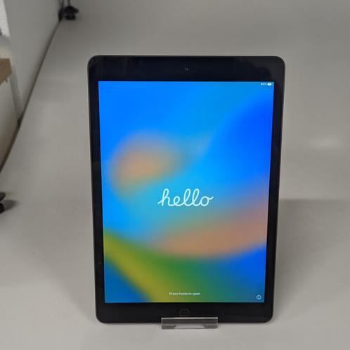 iPad 7th gen 128GB WIFI in Doos | Nette Staat, Computers en Software, Apple iPads, Zo goed als nieuw