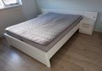 Ledikant incl 2 nachtkastjes, matras, topper, dekbed (wk 12), Ophalen, Gebruikt, Wit, Tweepersoons