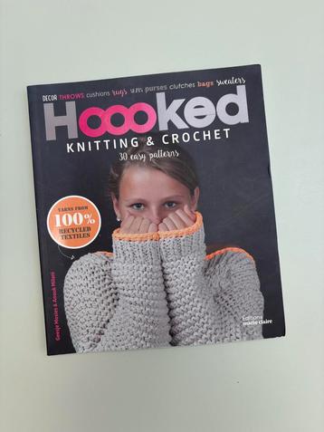 Hoooked knitting & crochet - 30 easy patterns beschikbaar voor biedingen