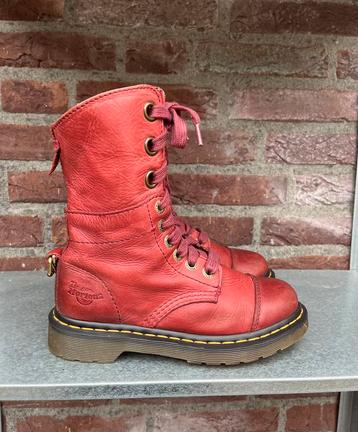 Dr. Martens Aimilita Triumph laarzen maat 36 beschikbaar voor biedingen
