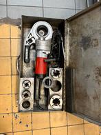 Draadsnijmachine 220V  ridgid, Doe-het-zelf en Verbouw, Gereedschap | Overige machines, Ophalen, Gebruikt