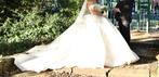 Trouwjurk, Ophalen, Zo goed als nieuw