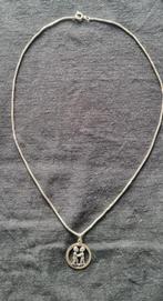 Zilveren ketting met sterrenbeeldhanger, Ophalen of Verzenden, Zo goed als nieuw, Zilver, Zilver