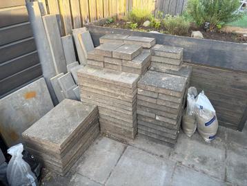 21x  60x40, 36x  20x30 en 33x  30x40 beton tegels beschikbaar voor biedingen