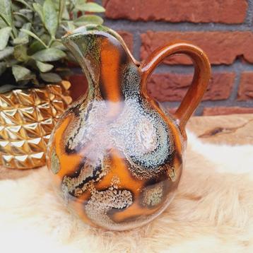 Antieke schenkkan/ vaas 'Muvelee'glazuur beschikbaar voor biedingen