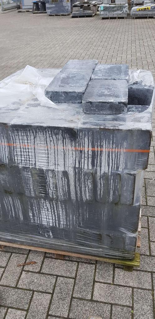 Aanbieding: Cobblestones getrommeld Antraciet 20x30x6, Tuin en Terras, Tegels en Klinkers, Nieuw, Terrastegels, Beton, 10 m² of meer