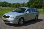 Skoda Octavia Combi 1.2 TSI Ambition Bns Clima Cruise Navi P, Auto's, Voorwielaandrijving, Euro 5, Stof, Gebruikt