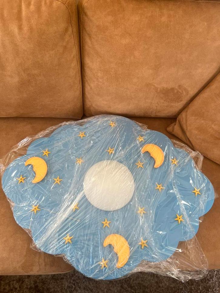 Wolkenlamp (2x) met sterren en maan, Huis en Inrichting, Lampen | Plafondlampen, Zo goed als nieuw, Hout, Ophalen of Verzenden