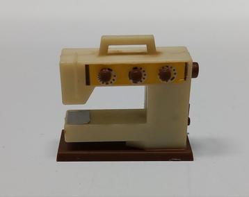 Lundby naaimachine, Kijk,Kies en Koop! beschikbaar voor biedingen
