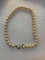 Parel Mooie parelcollier met zilveren slot. Info 0646396866, Ophalen of Verzenden, Overige materialen, Broche