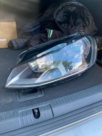 Nette golf 7 koplampen  beschikbaar voor biedingen