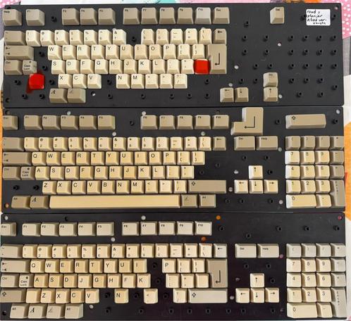 Toetsen Amiga A500/600/1200 Mitsumi, Computers en Software, Vintage Computers, Ophalen