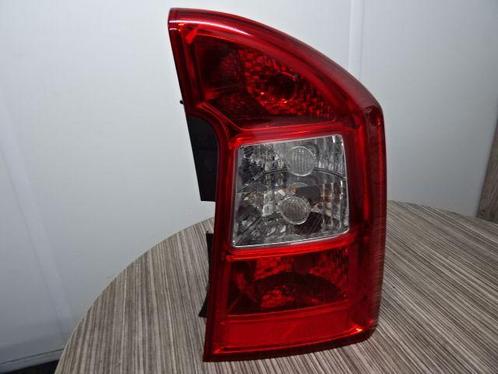 Achterlicht Kia Carens rechts  bj 2007., Auto-onderdelen, Verlichting, Kia, Gebruikt, Ophalen of Verzenden