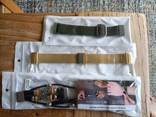 3x Bandje Fitbit Charge 4 of 5, Sieraden, Tassen en Uiterlijk, Sporthorloges, Nieuw, Android, Ophalen of Verzenden