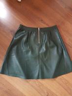 Rok groen leer maat 40, Kleding | Dames, Rokken, Maat 38/40 (M), Ophalen of Verzenden, Zo goed als nieuw, Knielengte