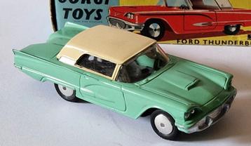 Corgi Toys 214 Ford Thunderbird Hardtop beschikbaar voor biedingen