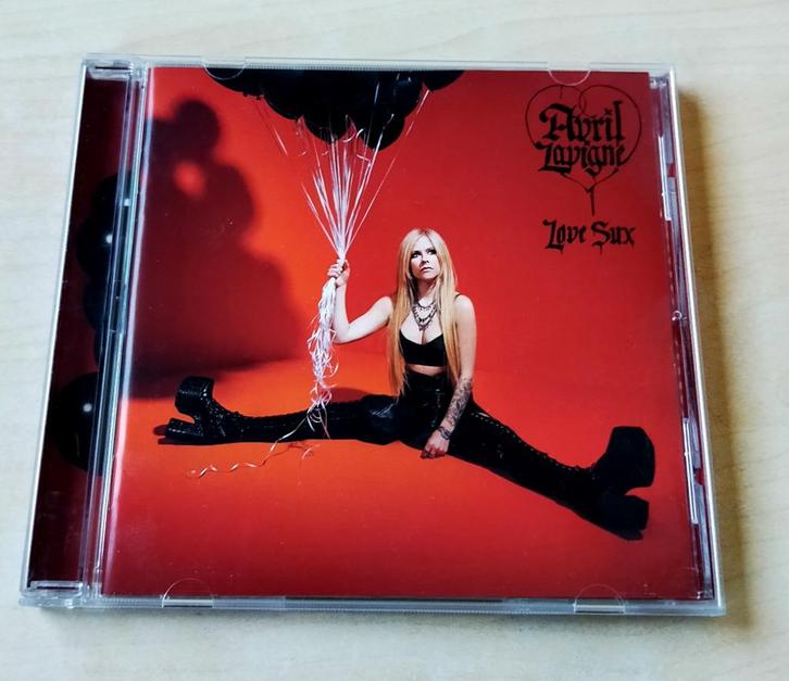 Avril Lavigne - Love Sux CD 2022, Cd's en Dvd's, Cd's | Rock, Zo goed als nieuw, Poprock, Ophalen of Verzenden