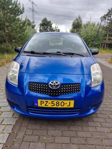 Nette onderhouden Toyota  Yaris 1.0 12V VVT-i 2008 Blauw beschikbaar voor biedingen