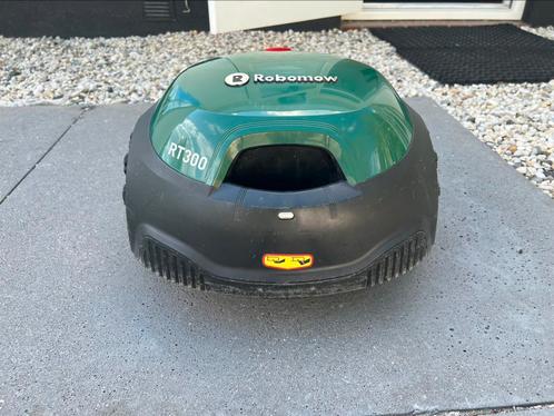 Robomow RT 300robotmaaier, Hobby en Vrije tijd, Overige Hobby en Vrije tijd, Zo goed als nieuw, Ophalen of Verzenden