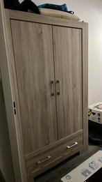 Houten kast met hang en leg mogelijkheden, Kinderen en Baby's, Kinderkamer | Commodes en Kasten, Ophalen, 50 tot 70 cm, 105 cm of meer