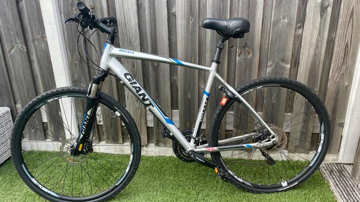 Giant Roam Disc Hybride fiets, Fietsen en Brommers, Fietsen | Heren | Sportfietsen en Toerfietsen, Zo goed als nieuw, Giant, Meer dan 20 versnellingen