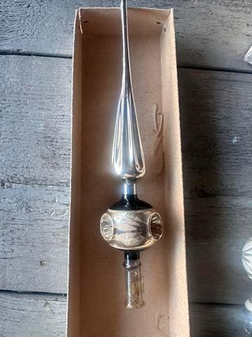 Piek met deuk klein met kleur beschikbaar voor biedingen