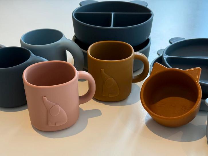 Liewood siliconen servies, Huis en Inrichting, Keuken | Servies, Zo goed als nieuw, Compleet servies, Overige stijlen, Overige materialen