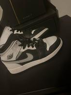 Air jordan 1 mid white shadow, Ophalen of Verzenden, Wit, Zo goed als nieuw, Sneakers of Gympen