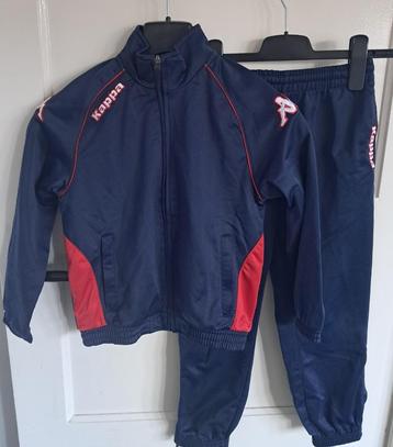 Kappa trainingspak maat 128 donkerblauw jasje met broek beschikbaar voor biedingen