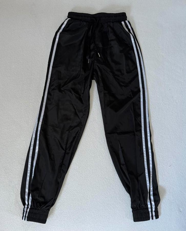 Zwarte joggingsbroek, maat XS, Kleding | Dames, Sportkleding, Nieuw, Maat 34 (XS) of kleiner, Zwart, Ophalen of Verzenden