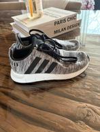 Adidas Swift Run Trainers sneakers mt 33,5 ZGAN, Ophalen of Verzenden, Zo goed als nieuw, Jongen of Meisje, Schoenen