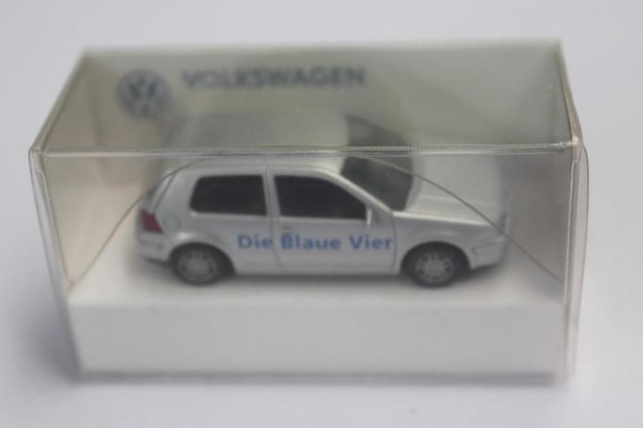 Wiking reclamemodel van een VW Golf 4, Hobby en Vrije tijd, Modelauto's | 1:87, Zo goed als nieuw, Auto, Wiking, Ophalen of Verzenden