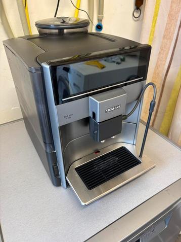 Siemens EQ.6 Plus Koffiezetapparaat - Werkt Goed - Schoon beschikbaar voor biedingen