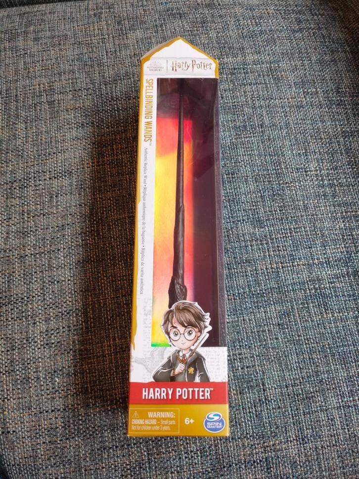 Harry Potter Toverstaf - Met Spreukenkaart, Verzamelen, Harry Potter, Nieuw, Gebruiksvoorwerp, Ophalen of Verzenden
