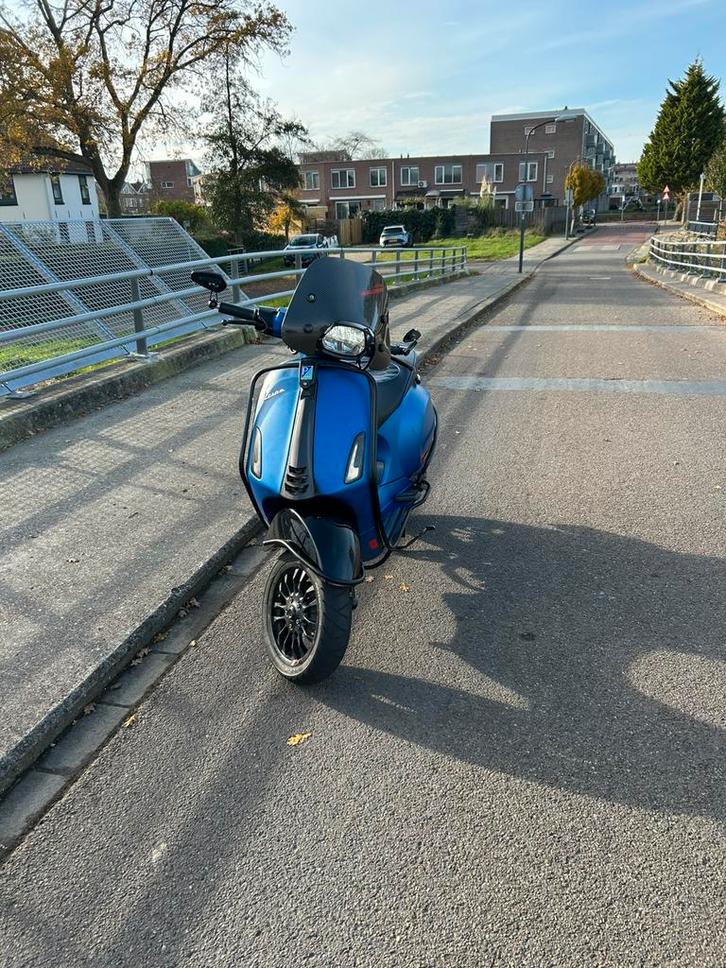 Vespa sprint iget e4 2020, Fietsen en Brommers, Scooters | Vespa, Zo goed als nieuw, Benzine, Ophalen of Verzenden