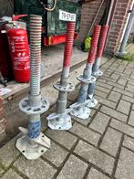 Steiger spindels 4 stuk voor €85, Doe-het-zelf en Verbouw, Steigers, Ophalen of Verzenden, Gebruikt, Overige typen, Minder dan 2 meter