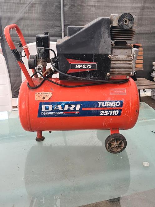 Compressor te koop, Doe-het-zelf en Verbouw, Compressors, Zo goed als nieuw, Minder dan 200 liter/min, Ophalen