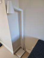 It's about Romi Biarritz Vloerlamp IJzer Wit, Huis en Inrichting, Lampen | Vloerlampen, Ophalen, Zo goed als nieuw, Metaal, Modern