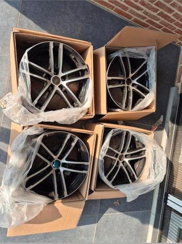 4 velgen 17 inch in zeer goede perfecte staat  beschikbaar voor biedingen