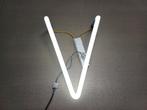 NEON LETTER NEONBUIS VERLICHTING V, Ophalen of Verzenden, Zo goed als nieuw